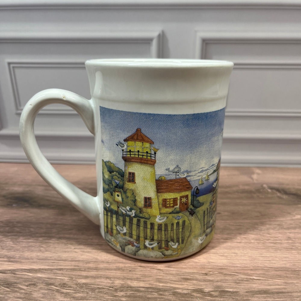 Vintage Gibson Lighthouse Coastal Scene 12oz Coffee Tea Mugā Cup Debi Hron 2004